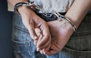 заловиха тийнейджър грабеж село пазарджик