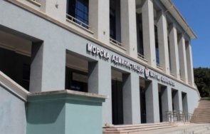 искат оставката ръководството морска администрация заседналия кораб камен бряг