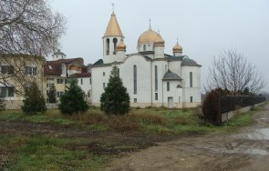 продължават споровете манастира благовещение кюстендил