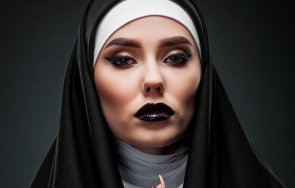 зловещата монахиня броди българия снимки