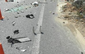 годишен счупен череп зверска каскада село мост