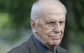 тъжна вест отиде сценаристът режисьор христо ганев