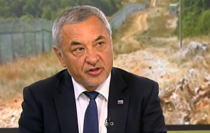 валери симеонов радев прекалява фиксацията бойко борисов