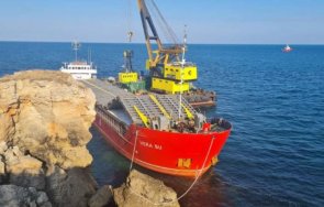 екоминистерството успокоява химикалите морето камен бряг поносими стойности