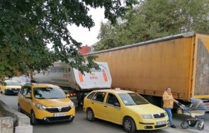 кошмарна ситуация тотален хаос айтос забраната апи камионите блокира доставките града