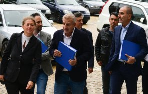 мъжът аня пенчева извини коалицията петър москов цветан цветанов