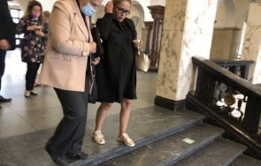 отложиха делото бременната десислава иванчева заместничката