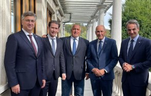 борисов среща евролидери македония албания важни нашето европейско семейство обединени можем справим последствията пандемията снимки