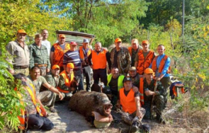 футболна звезда повали 250 килограмов глиган