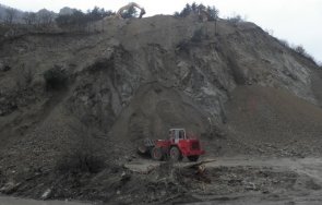 жители пазарджишко село излязоха протест кариера добив пясък