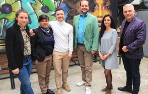 Николай и зеленият депутат Борислав Сандов пристаха на ЛГБТ общността