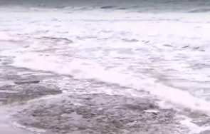 морето унищожи плажа крайморие