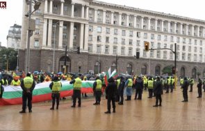 извънредно пик пътните строители отново блокират софия протест кабинета радев искат заплатите живо