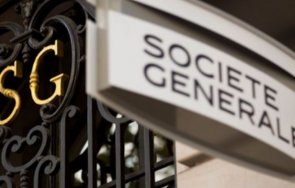 Голямата френска банка Сосиете Женерал заяви във вторник че ще