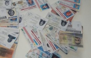 окръжната прокуратура варна задържа часа двама чужденци измами компютърни престъпления пране пари снимки