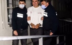 саакашвили гладува ден европейски политици призоваха освободен