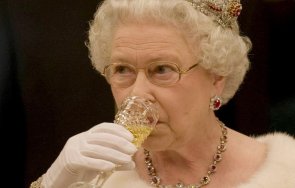 Британската кралица Елизабет II която тази година отпразнува 95 ия си