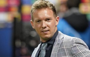 старши треньорът байерн коронавирус