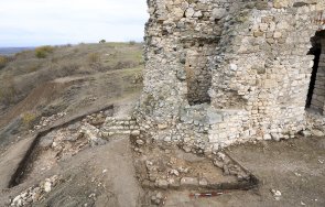 продължават проучванията крепостта букелон