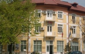 силистра ограничава достъпа външни лица администрацията