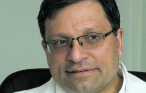 проф асен гудев здравната система голям натиск синдромът професионалното прегаряне масов