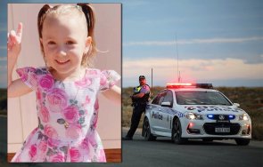 австралия търси изчезнало годишно момиче наградата 750 000 долара