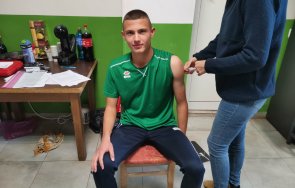 Ботев Враца ваксини