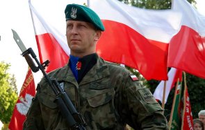 полша увеличава армията 270 000 войници заплахата русия