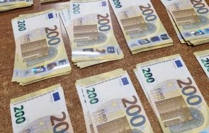 Служители от Териториална дирекция Митница Бургас откриха 40 000 евро