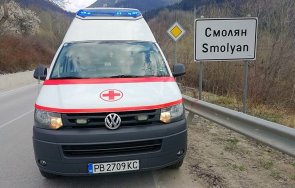 Мъж е болница след като е паднал в корито на река Върбица