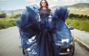 Елена Данова