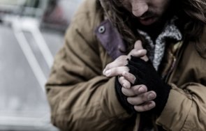 Оцеляването на бездомните хора в условията на пандемия става все