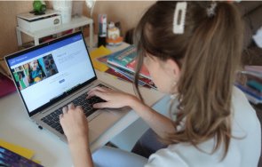 учениците смолян чепеларе баните преминават изцяло онлайн обучение