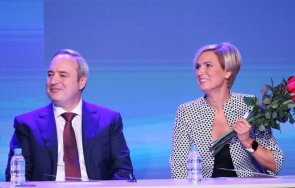 Невяна Митева кандидатката за вицепрезидент на проф Анастас Герджиков