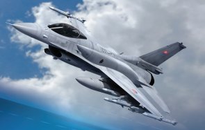 изтребител разби гърция