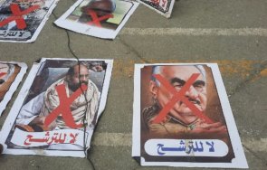 Стотици либийци протестираха в Триполи срещу военнопрестъпниците Халифа Хафтар и