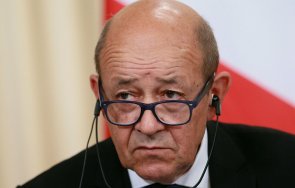 Френският външен министър Жан Ив льо Дриан каза пред RTL че понякога