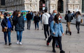 Четвъртата вълна на заразата от коронавируса в Италия достигна най сериозната си точка Седемдневната