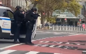 Въоръжен мъж вдигна на крак полицията в Ню Йорк Полицейски
