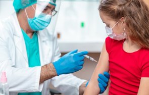 Трябва ли да се ваксинират децата срещу COVID 19 По добре ли