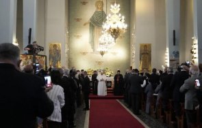 Нуждата от помирение и единство открои папа Франциск в изказването си пред представители