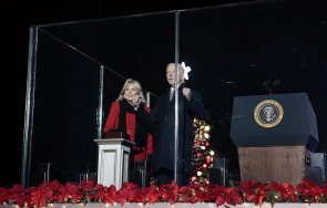 Президентът на Съединените щати Джо Байдън и съпругата му Джил запалиха светлините