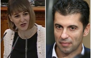 депутатка пламенно слово кирил петков мрежата закипя подигравки млада комсомолка изнася реч другаря брежнев 1980