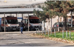 гладна стачка обявиха уволнените санитарки видинската болница