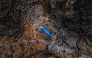 Пещерата край е напълно възстановена от щетите след бедствието в