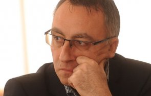 учителите чакат ново повишение заплатите