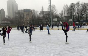 безплатна ледена пързалка пускат варна коледа