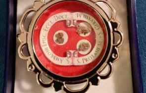 българската църковна община милано получи мощи светци покровители града