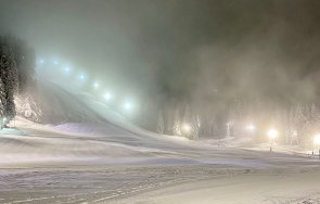 ски пистите мальовица отворени нощно каране всеки ден януари снимки