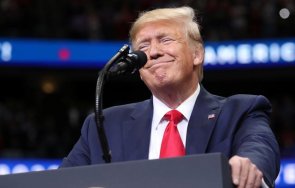 Бившият президент на САЩ Доналд призна че си е поставил